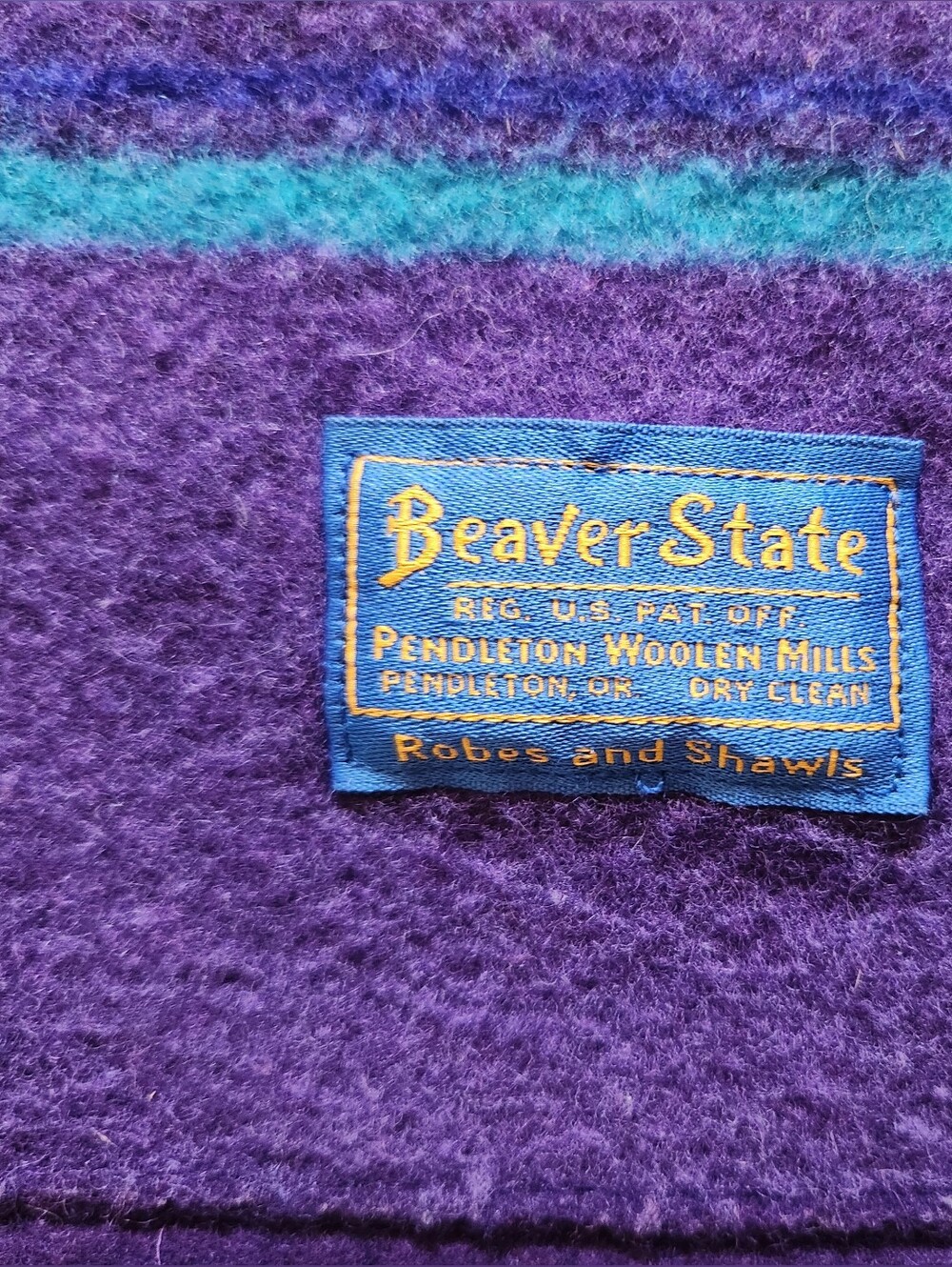 Vintage Pendleton Beaver State Blanket - Picture 3 of 3